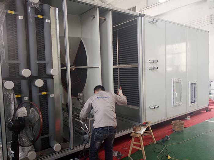 威海某大型化工企業(yè)兩臺10%濕度，40000風(fēng)量2臺除濕機組